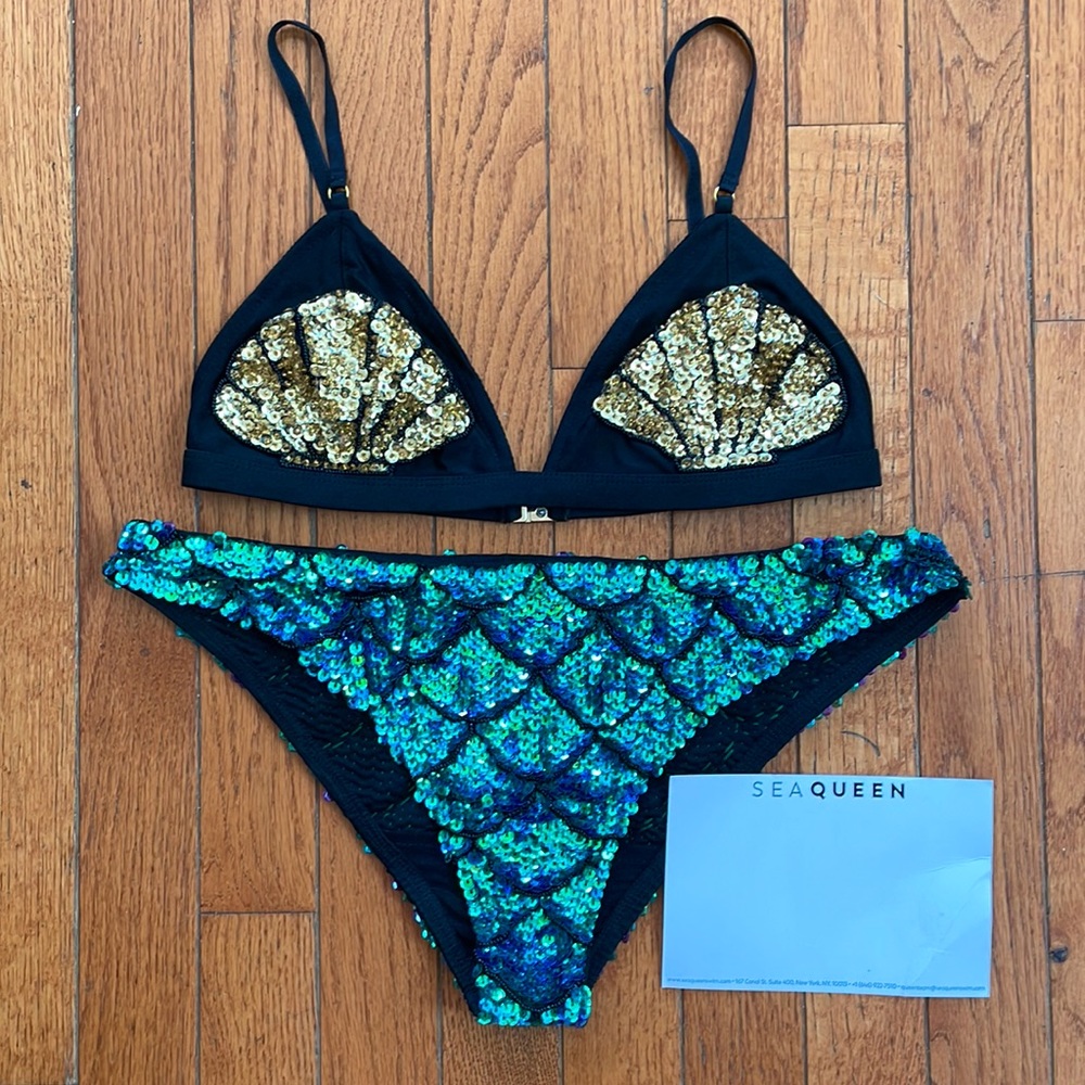 Sea Queen mermaid bikini by Discount Universe size M